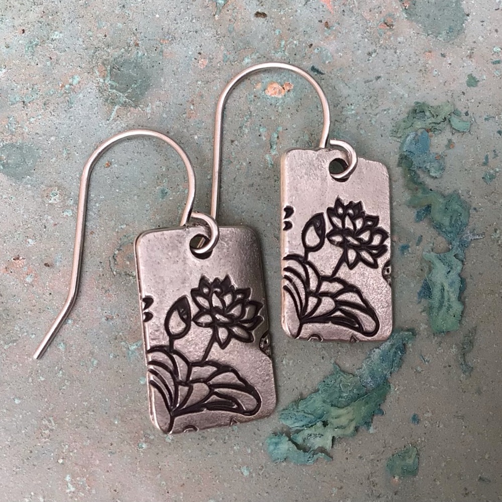 New Sundance Charm silver earrings - Picture 3 of 6